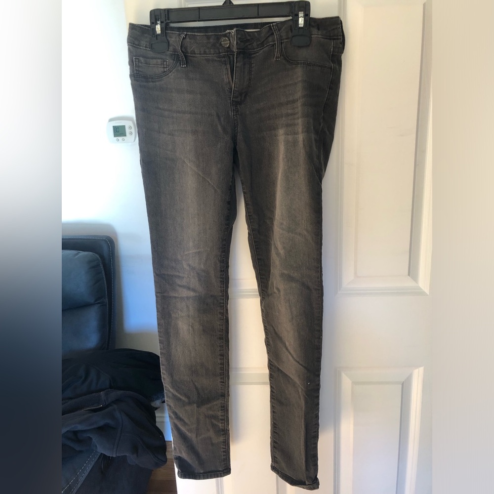 Bullhead Black Jeggings. Old PAC SUN.